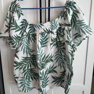 Green Leaf Print Women's top and pant set